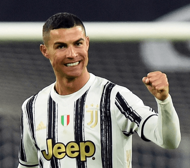 Cristiano Ronaldo bỏ xa Messi để thống trị mạng xã hội