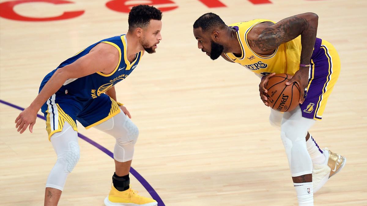 LeBron James nói gì sau thất bại lịch sử trước GSW và Stephen Curry?
