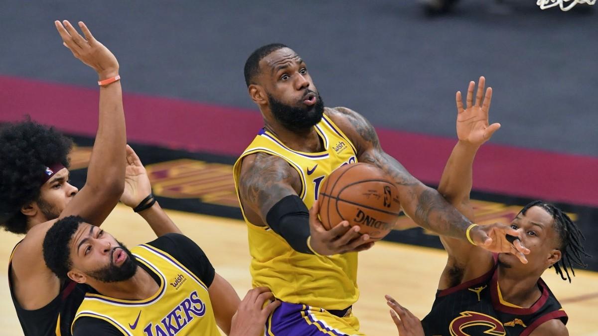 Highlight và kết quả NBA ngày 26/1: Curry và LeBron cùng rực sáng