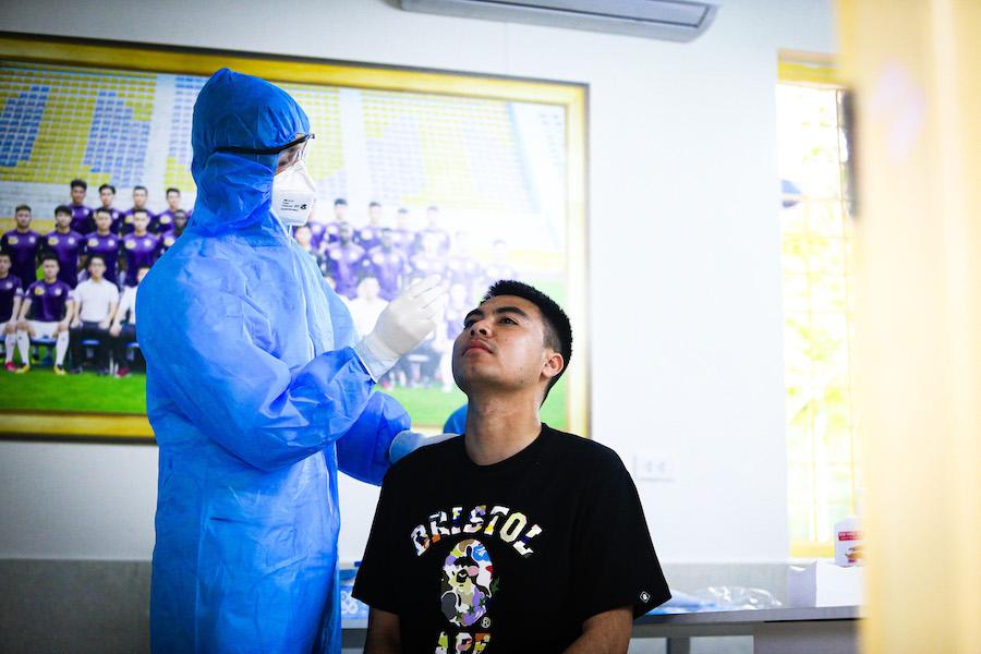 HAGL, Hà Nội "test" COVID-19 sau nghỉ Tết Nguyên đán