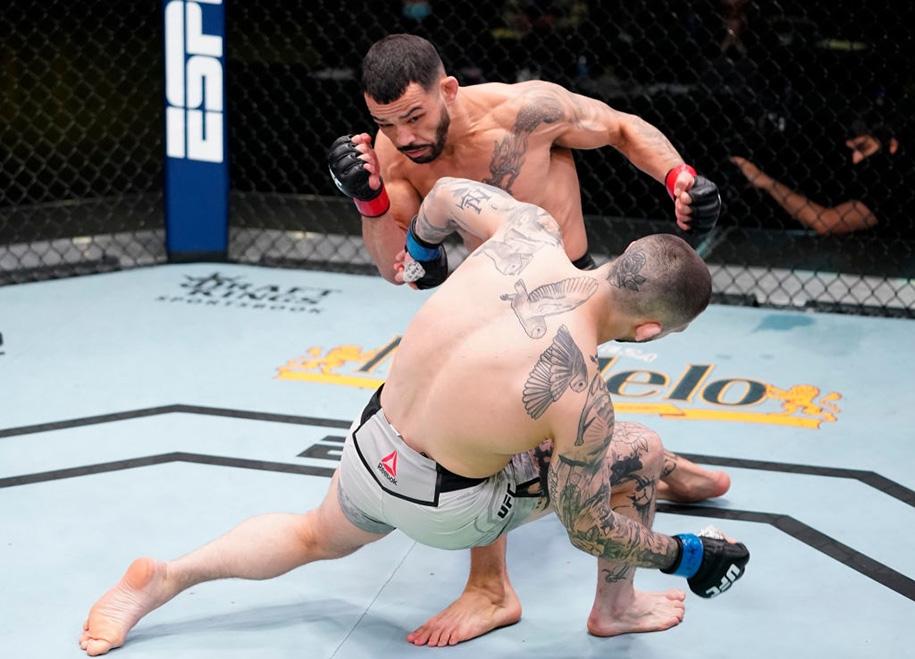 UFC Vegas 21: Dan Ige knockout đối thủ với một đấm duy nhất sau 22 giây