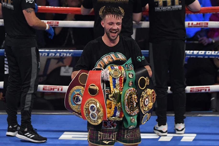 Josh Taylor dính sự cố trớ trêu, mất 4 đai vô địch Boxing vừa giành được