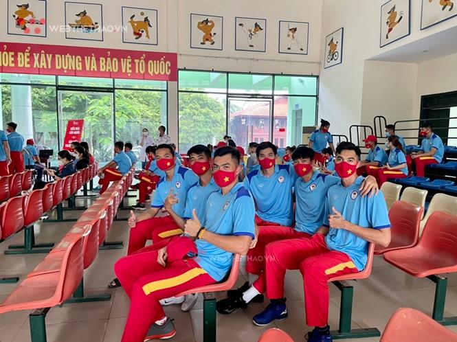 Tuyển bóng chuyền nam Quốc gia hướng về "Miền Nam thân yêu"