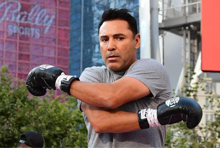 Oscar De La Hoya dương tính COVID-19, Vitor Belfort tìm Evander Holyfield thay thế