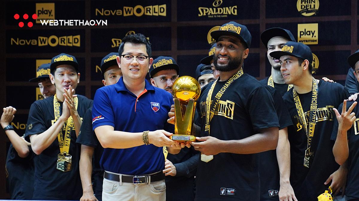 Madarious Gibbs đoạt danh hiệu VBA Finals MVP 2022: Xứng danh ngoại binh hàng đầu giải đấu