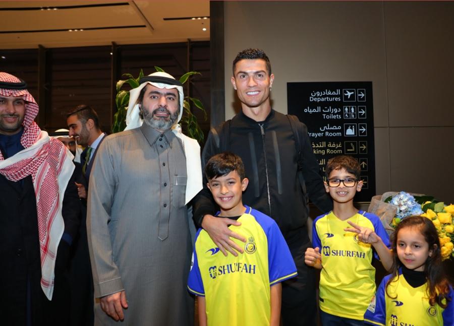 Ronaldo có điều khoản với Al Nassr cho phép gia nhập... Newcastle