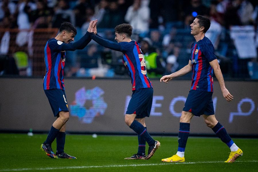 Barca “tra tấn” Real Madrid bằng 43 đường chuyền liên tiếp thế nào?