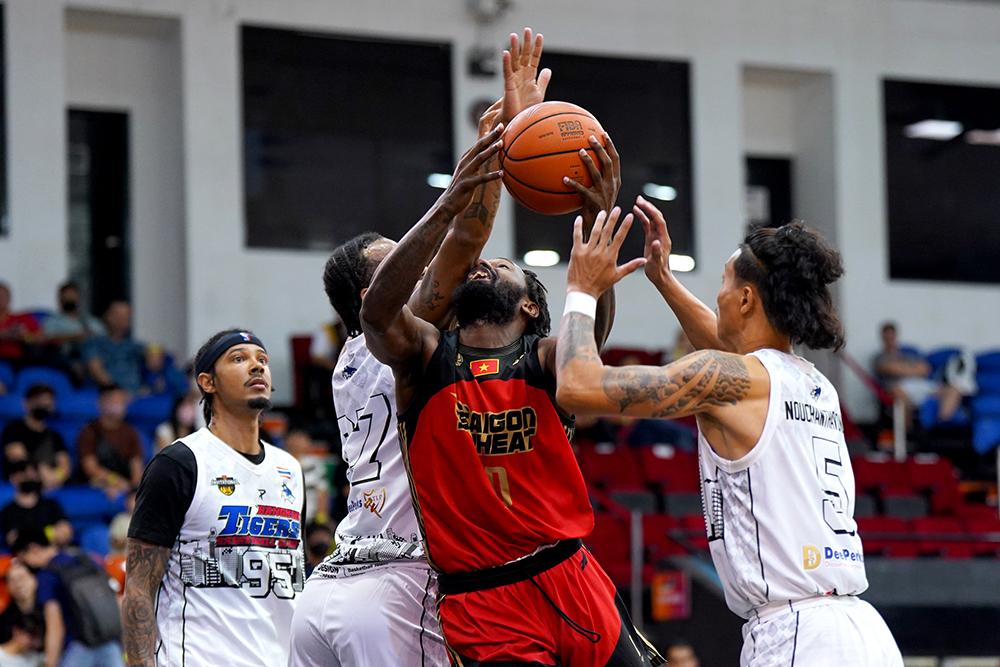 Vượt qua Cooly Bangkok Tigers, Saigon Heat khởi đầu thuận lợi ở chặng 3 ABL Invitational 2023