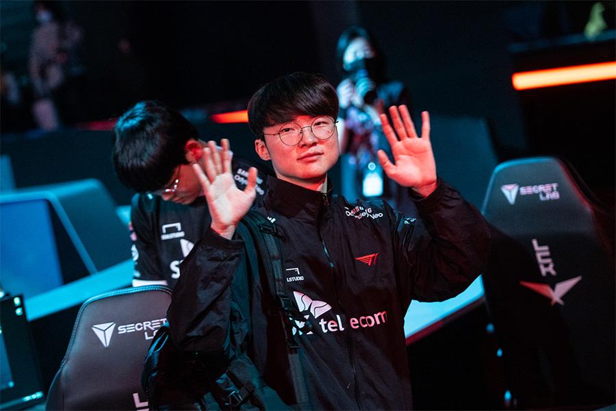 Faker từ chối nhường Pentakill, T1 có ván thắng nhanh nhất LCK Mùa Xuân 2023