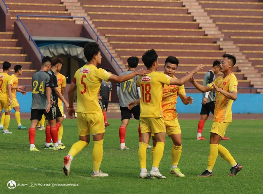 U23 Việt Nam thắng đội hạng Nhất ở trận ra mắt HLV Troussier