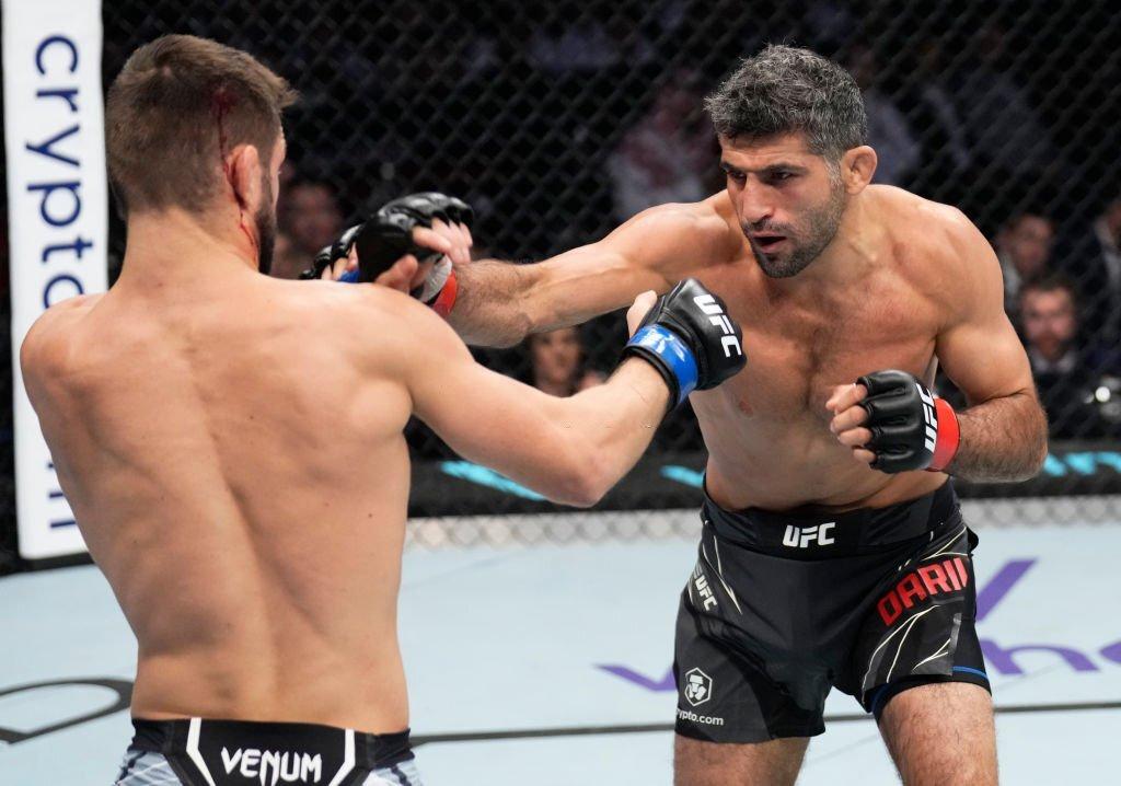 UFC 289: Beneil Dariush được bảo đảm tranh đai với một điều kiện