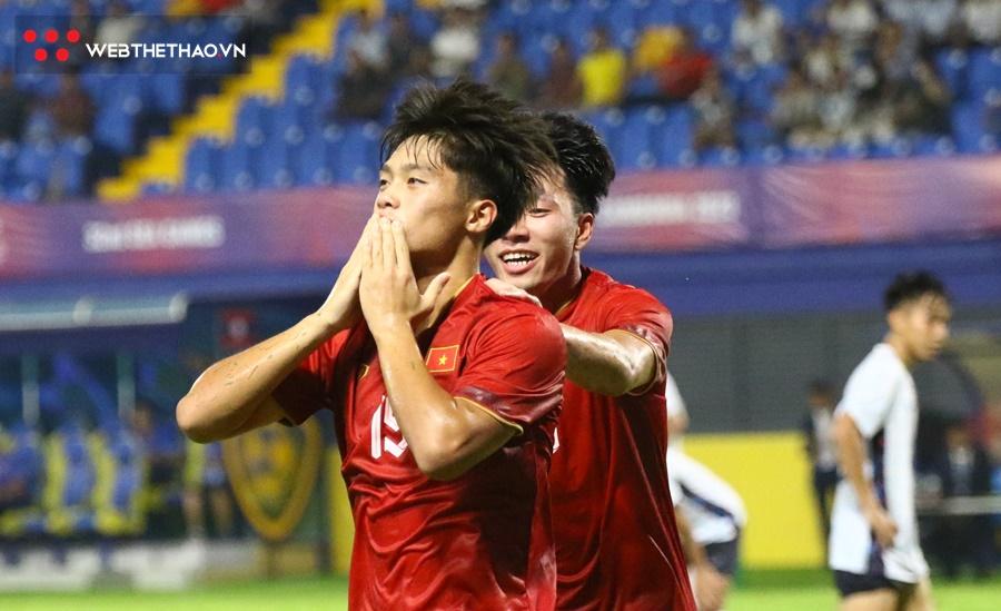 Tiền đạo số 1 U22 Việt Nam Quốc Việt bị áp lực bảo vệ HCV SEA Games 32