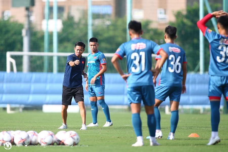 HLV Hoàng Anh Tuấn bổ sung 4 cầu thủ ở U23 Việt Nam so với thời Troussier