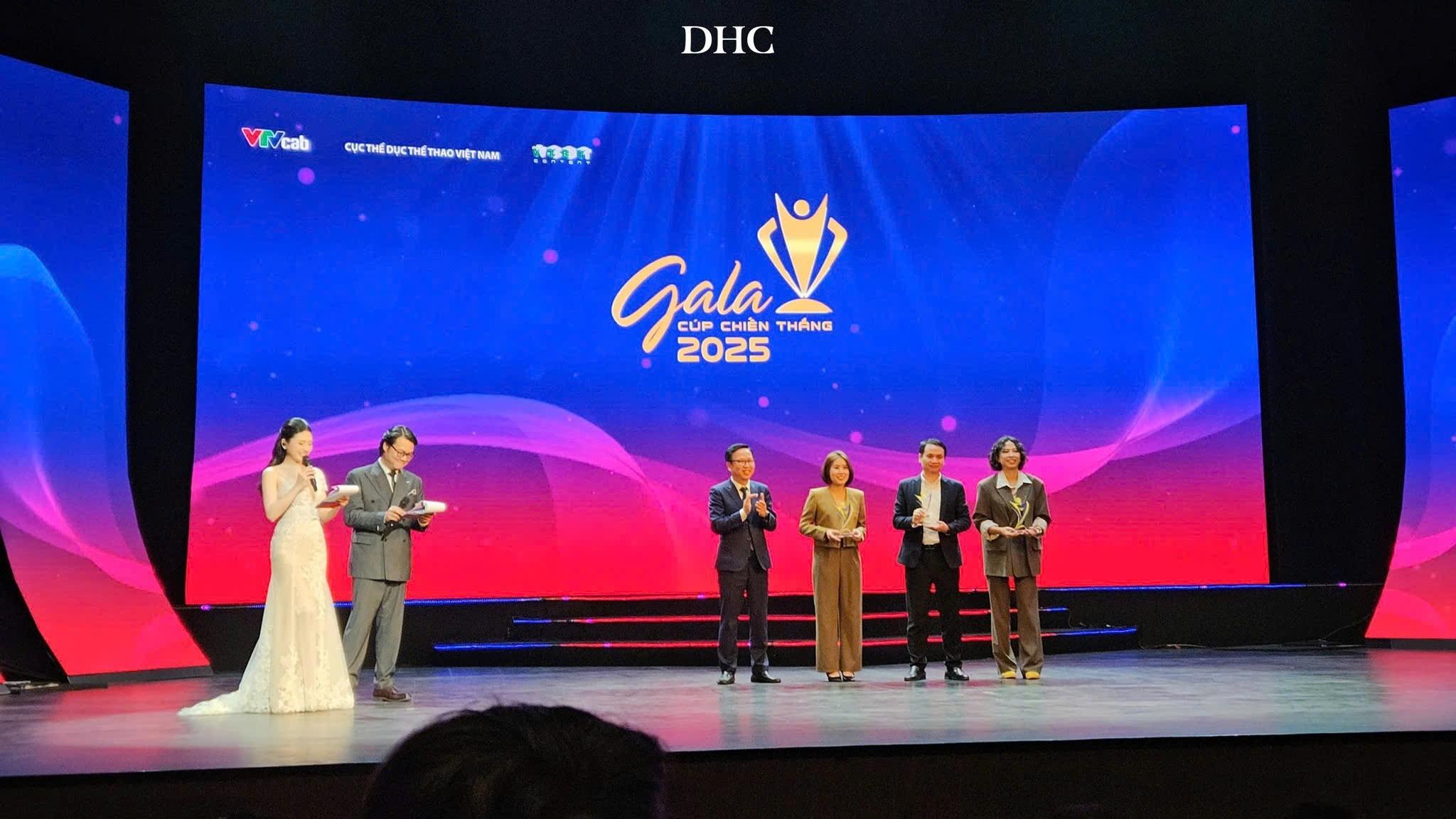 DHC lan tỏa năng lượng khỏe tại Gala Cúp Chiến thắng 2025