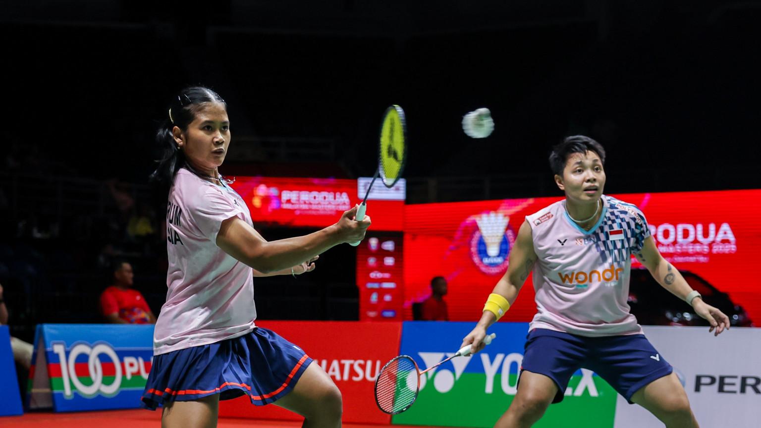 Những người ngoài cuộc bình tĩnh làm choáng váng các đại diện Cầu lông Trung Quốc ở Malaysia Masters 2025