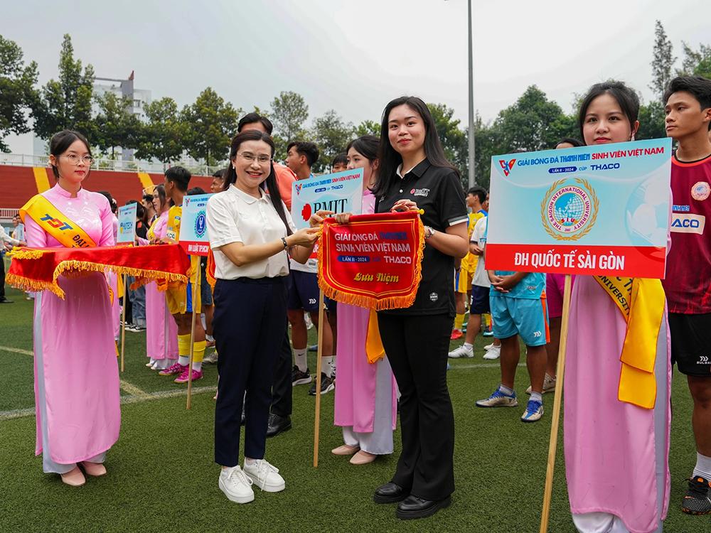 Giải bóng đá Thanh Niên sinh viên Việt Nam lần II - 2024 cúp THACO tưng bừng khai mạc vòng loại khu vực TPHCM