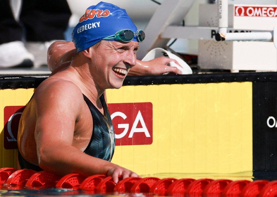 Kình ngư 9 lần vô địch bơi Olympic Ledecky đạt thành tích 1500m nhanh thứ 2 trong lịch sử tại giải Pro Swim