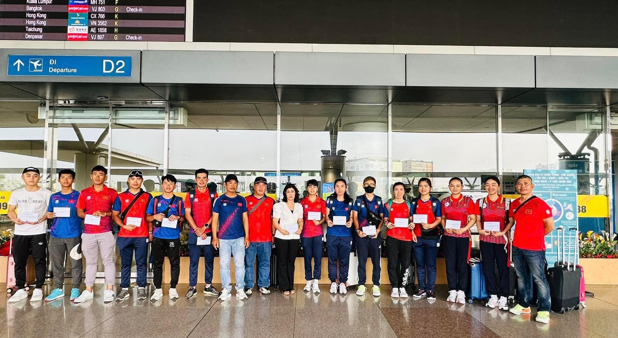 Tuyển xe đạp đường trường Việt Nam dự giải châu Á sau SEA Games 32