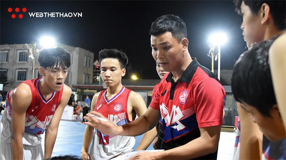 Lão tướng Đàm Huy Đại đón con đầu lòng, gia nhập "hội bỉm sữa" VBA