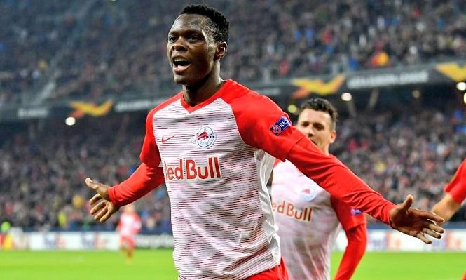 Kinh ngạc về số bàn thắng của tiền đạo kế vị Haaland ở Salzburg