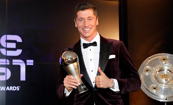 Lewandowski đoạt FIFA The Best 2021 với cách biệt sít sao trước Messi