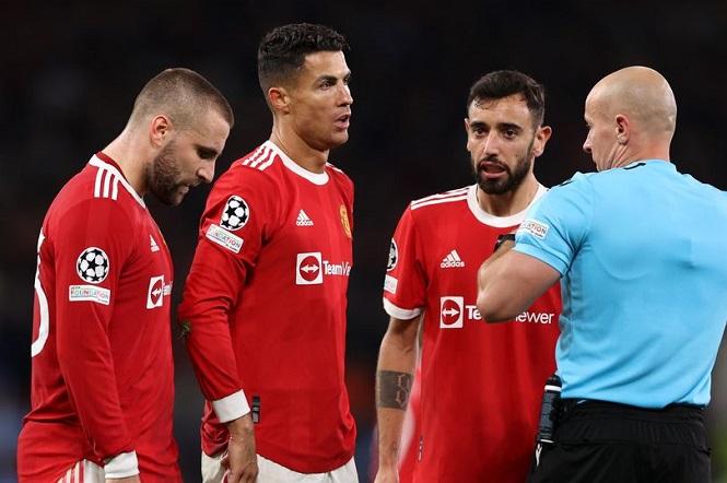 Salah tốt hơn Ronaldo trong đội hình kết hợp MU vs Liverpool