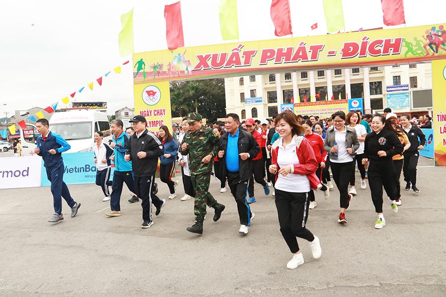 Bắc Kạn tổ chức giải việt dã chào mừng Ngày chạy Olympic năm 2024