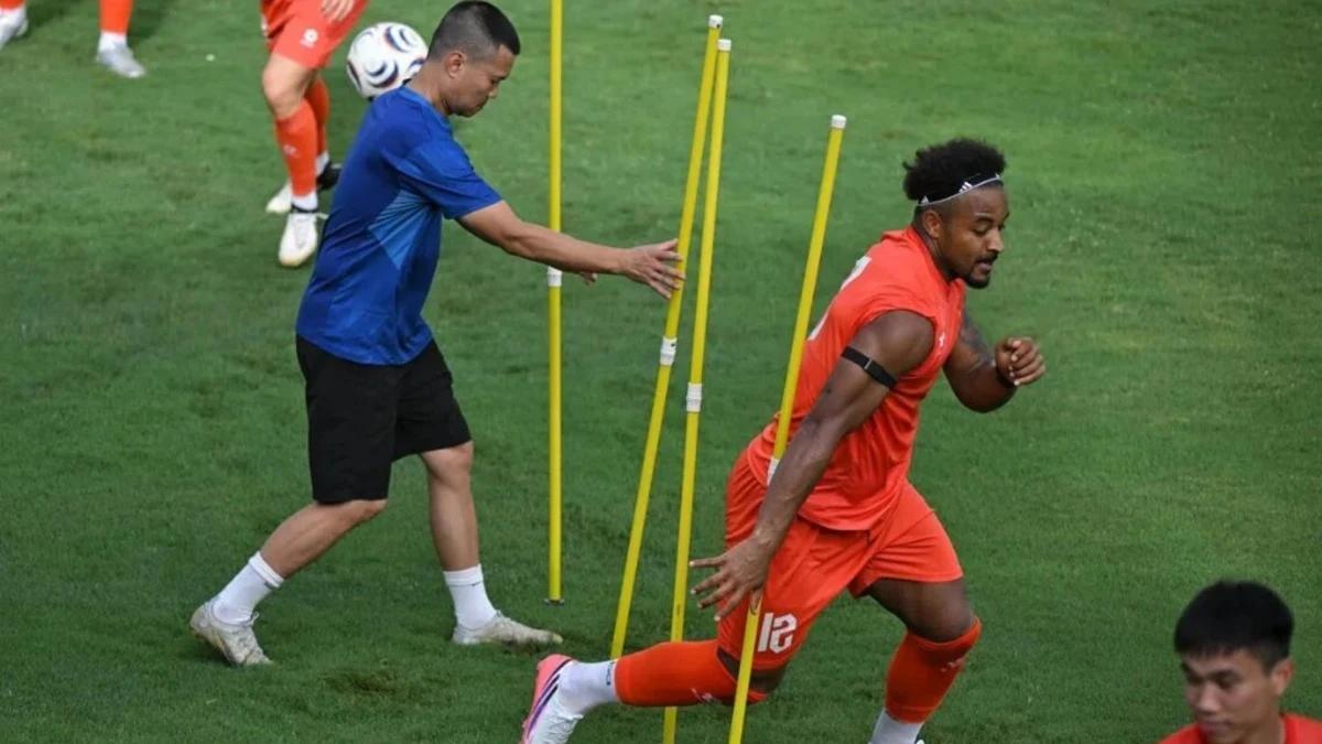 Báo Singapore ví Xuân Son như Haaland, lo ngại trước tuyển Việt Nam