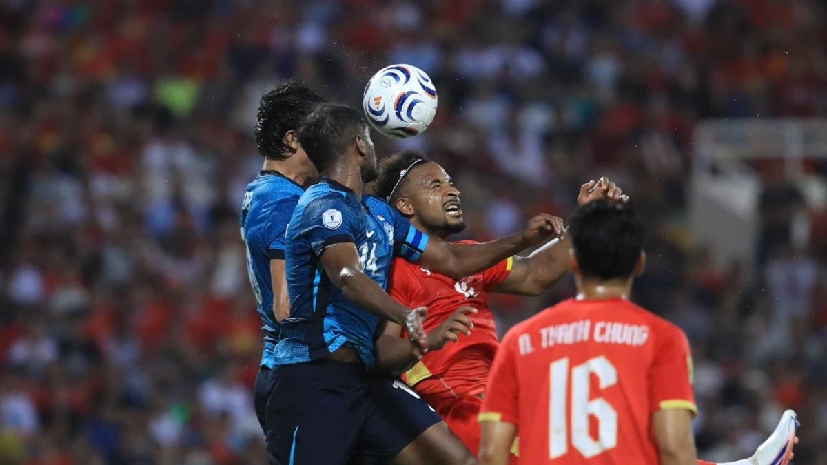 Tuyển Việt Nam có thể bị loại nếu Indonesia và Singapore "bắt tay"