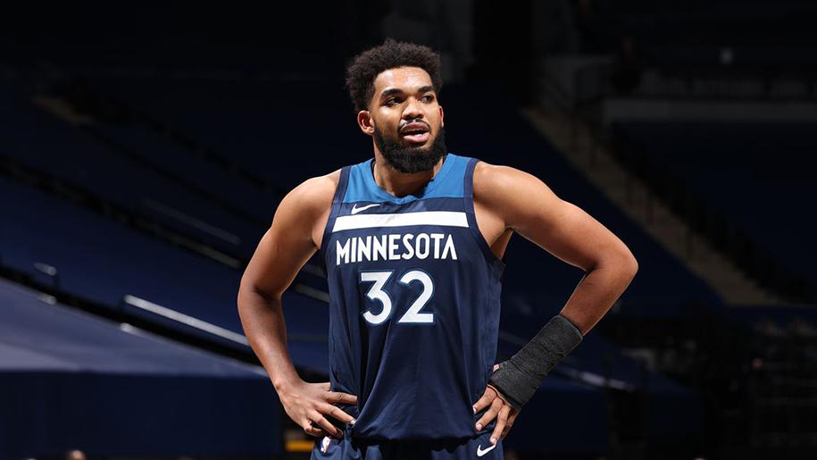 Bóng ma COVID-19 tiếp tục đè nặng lên vai Karl-Anthony Towns