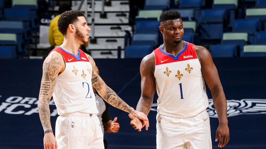 Bỏ tin đồn trade, Lonzo Ball rực sáng trong trận thắng sốc của Pelicans trước Milwaukee