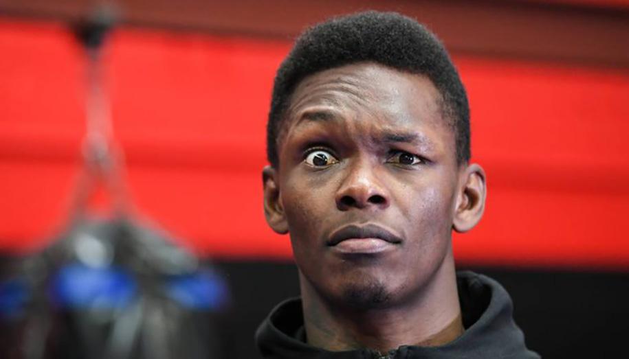 Israel Adesanya: Những điều chưa biết về gã “wibu” bị bắt nạt tới nhà vô địch bất bại ở UFC