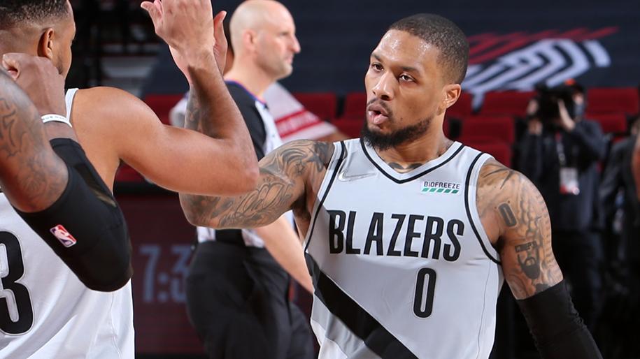 Vừa ghi 50 điểm, Damian Lillard “tặng bài học ném rổ” miễn phí cho các baller