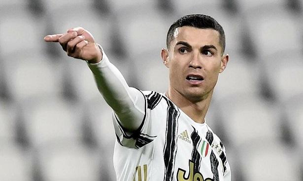 Juventus có "bài tẩy" để giữ chân Ronaldo