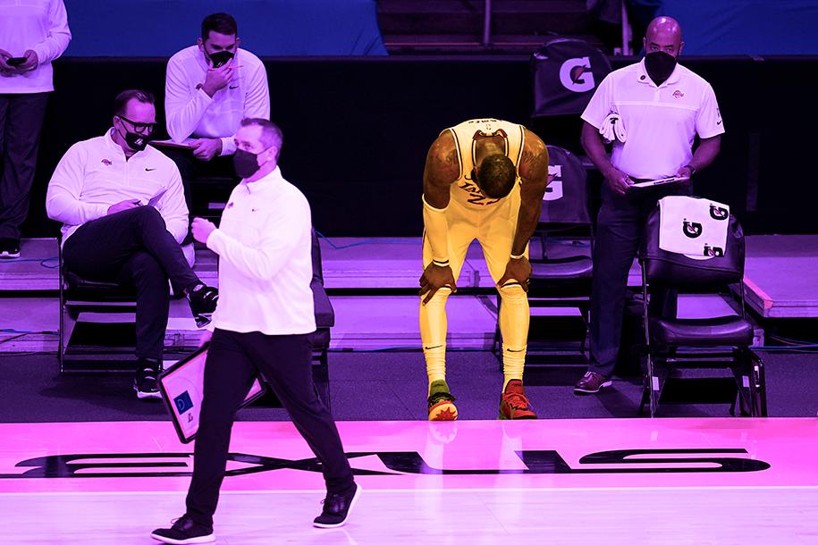 Hậu chấn thương LeBron James: Dấu hỏi cho tương lai, bài toán chuyển nhượng và cái khó của LA Lakers