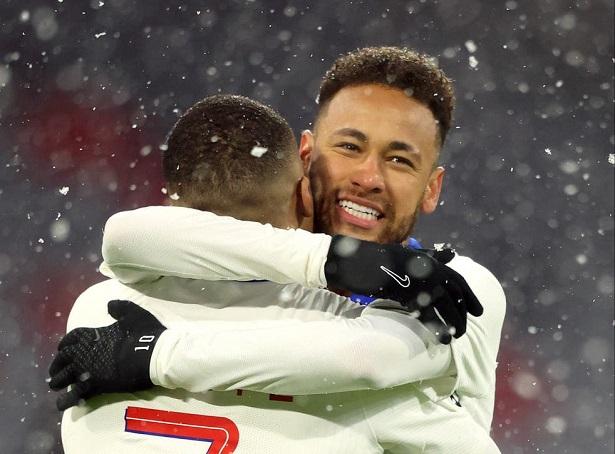 Neymar khiến CĐV phát sốt với pha kiến tạo giúp PSG thắng Bayern
