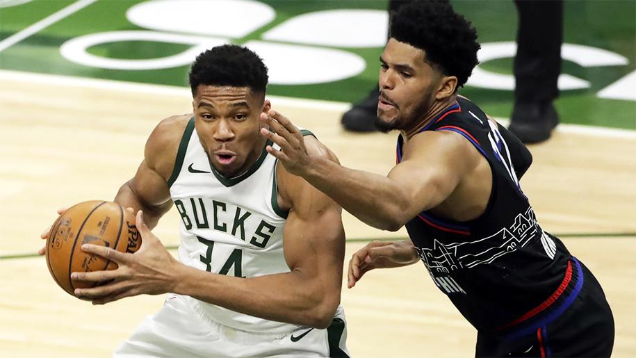 Joel Embiid "không cân sức" với Giannis Antetokounmpo, Bucks thắng đậm 76ers