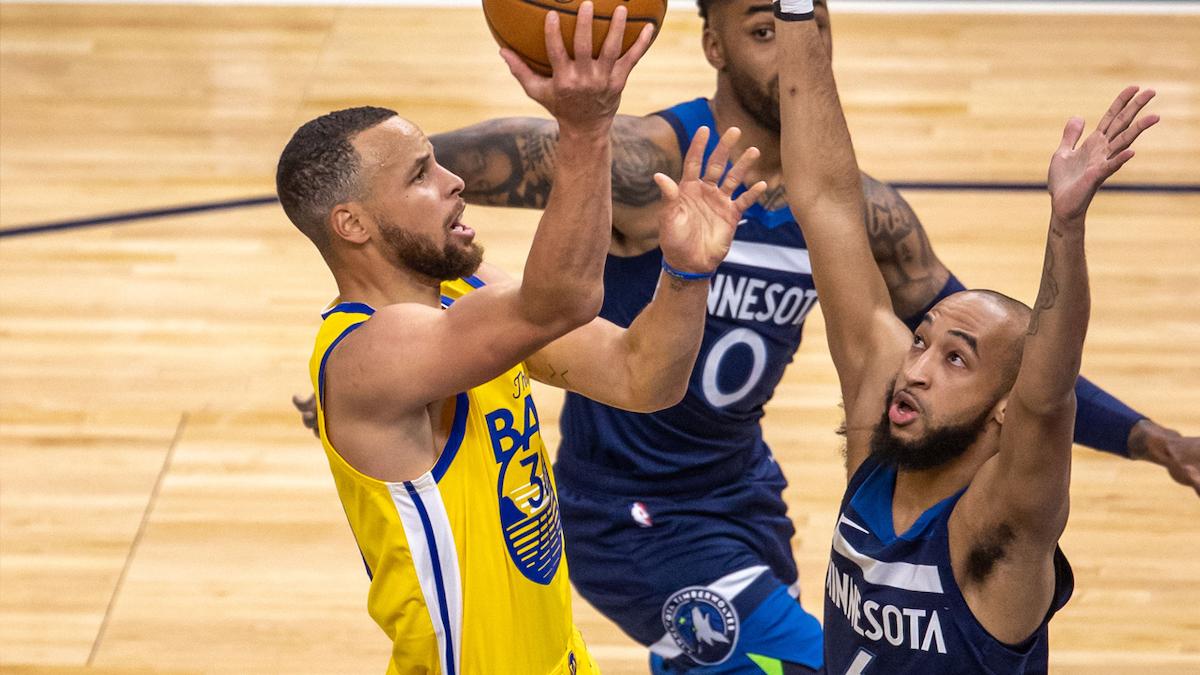 Tháng Tư khép lại với kỷ lục 3 điểm quá khó bị phá vỡ của Stephen Curry
