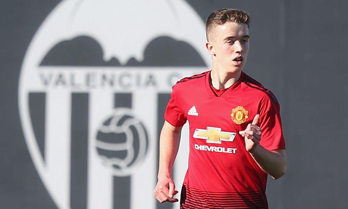 Tin chuyển nhượng MU mới nhất hôm nay 7/5: “Quỷ đỏ” bán con trai Phil Neville