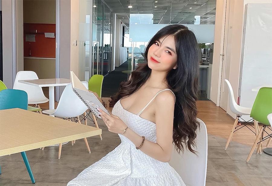 LMHT: MC Mai Dora bất ngờ ngất xỉu ngay trên sóng livestream