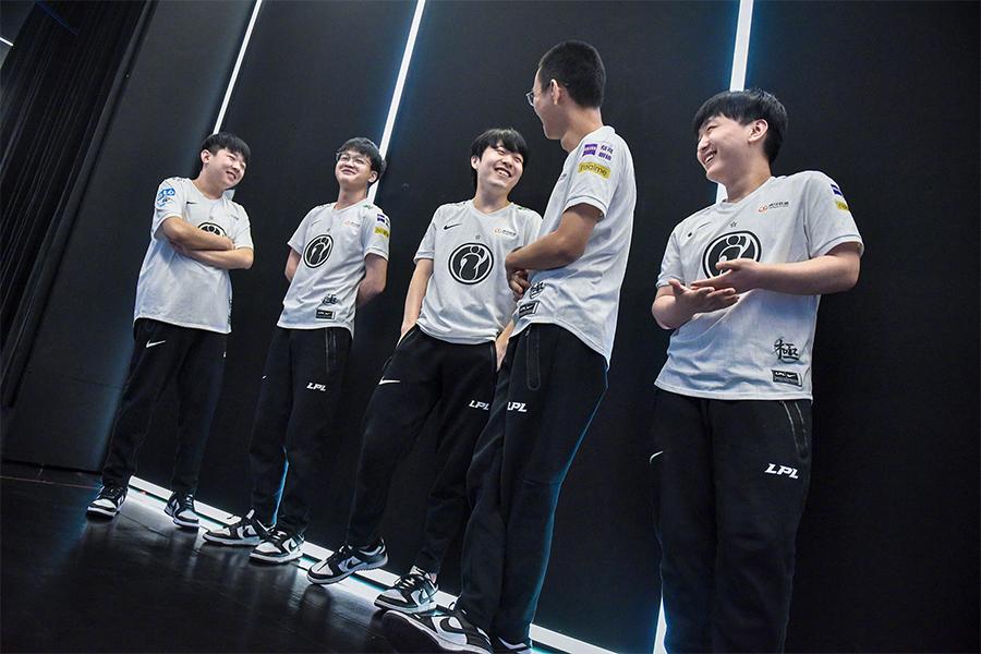 Két quả LPL Mùa Hè 2021 hôm nay 21/6: IG vs UP
