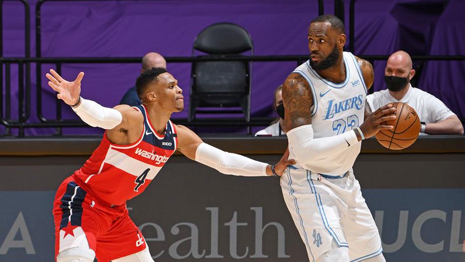 Đằng sau quyết định trade bom tấn Russell Westbrook: Yêu cầu riêng của LeBron James?