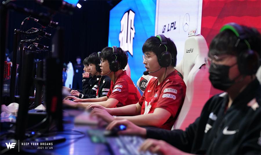 Kết quả Playoffs LPL 2021 hôm nay 15/8: Team WE khẳng định sức mạnh