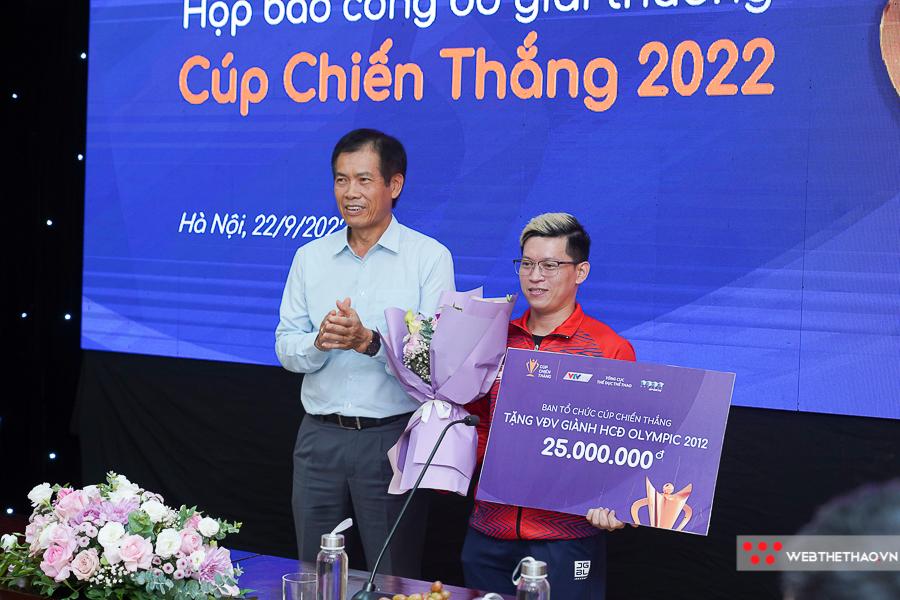 Cảm xúc đặc biệt của đô cử nhận HCĐ Olympic muộn 8 năm Trần Lê Quốc Toàn ở Cúp Chiến thắng