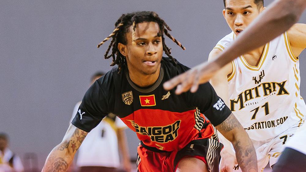 Evan Gilyard cùng Kim Bản ghi điểm "clutch", Saigon Heat ngược dòng nghẹt thở trong 60 giây