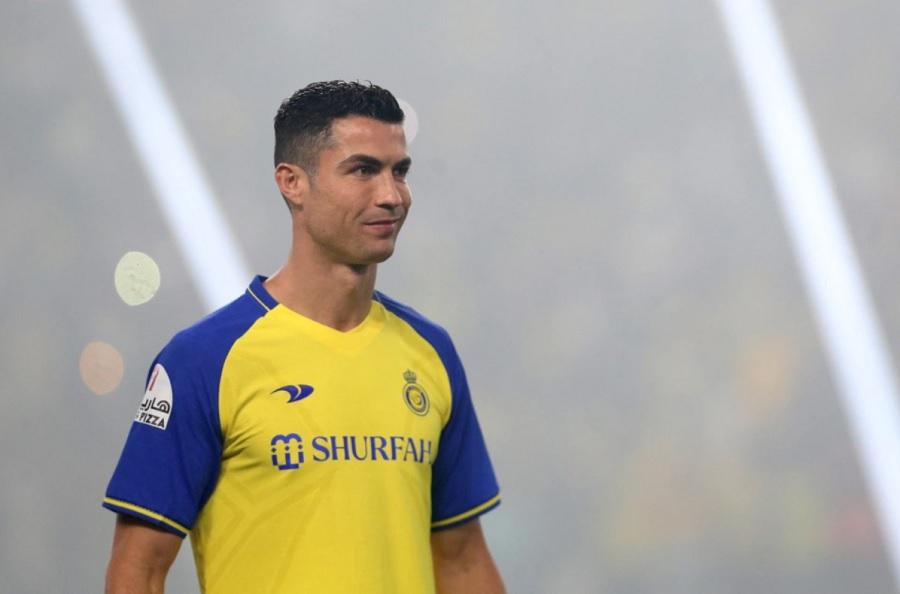 HLV Marcelo Gallardo sẽ dẫn dắt Cristiano Ronaldo đối đầu Messi