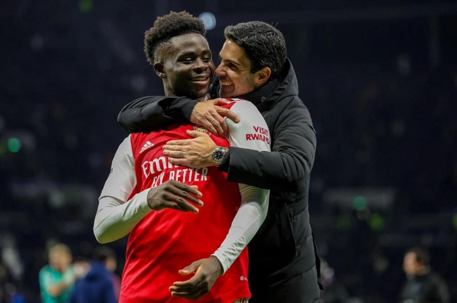 Arsenal giành 50 điểm sau 19 trận là “điềm báo” vô địch?