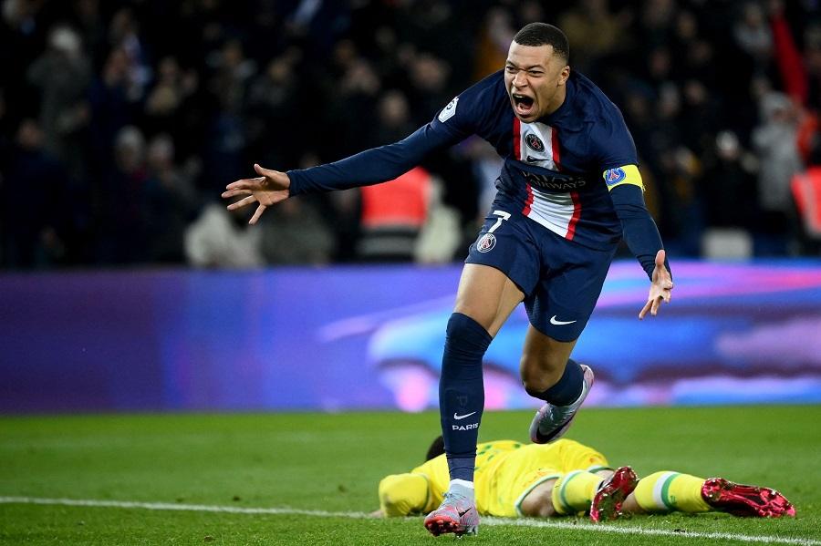 PSG ra giá khởi điểm cho Mbappe gây... sợ hãi
