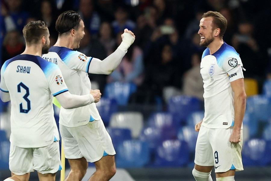 Tuyển Anh báo thù Italia trong ngày Kane vượt qua Rooney