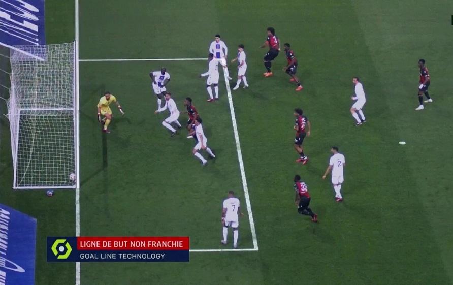 PSG được cứu bằng công nghệ goal-line với khoảng cách vài milimet